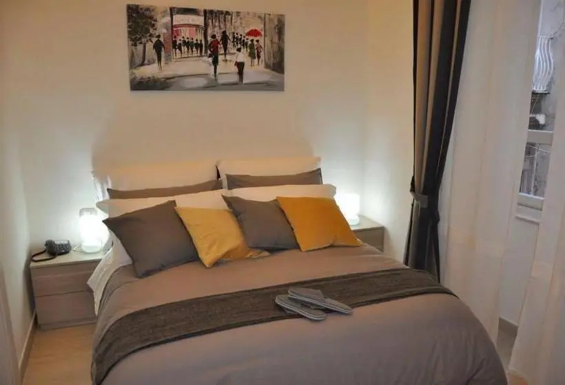 اتاق استاندارد, B&b Chiaia 216
