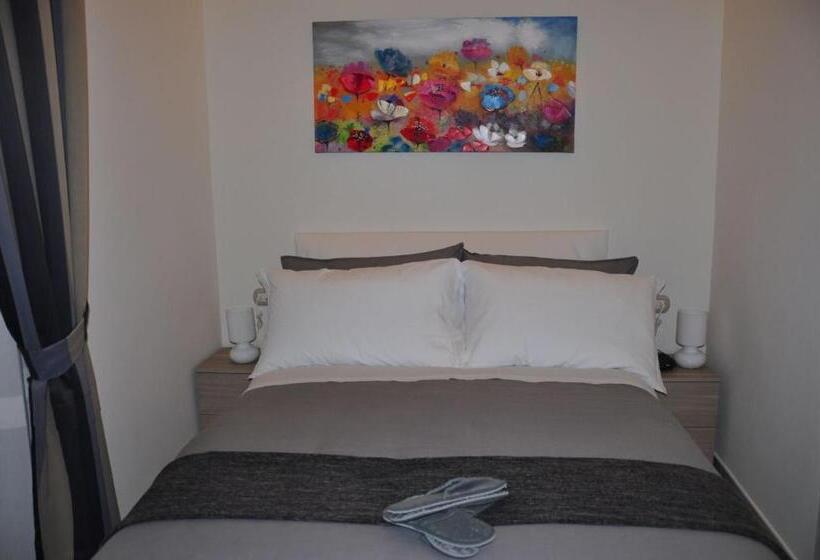 اتاق استاندارد, B&b Chiaia 216