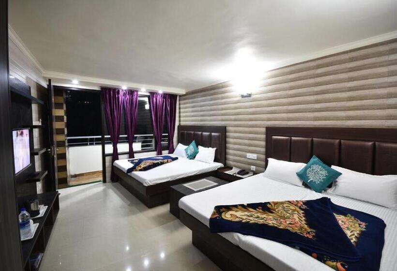 חדר משפחתי נוף להרים, Cloud7