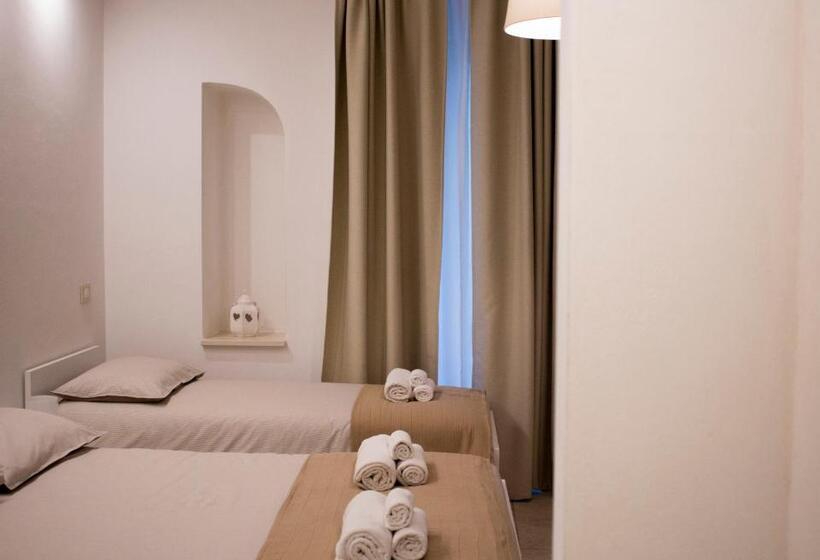 اتاق استاندارد سه تخته با بالکن, Dimora Nonna Rosa