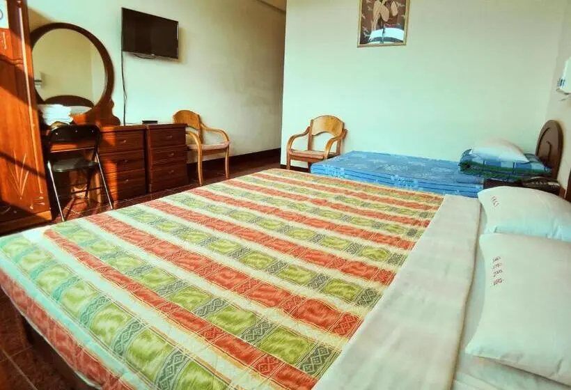اتاق استاندارد سه نفره, Sun Moon Lake Fisherman Homestay
