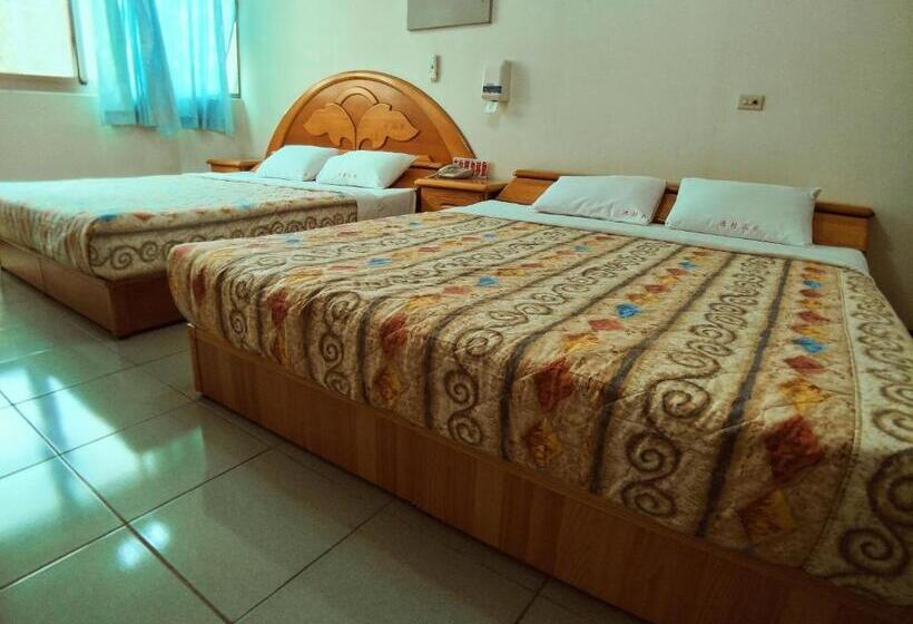 اتاق استاندارد چهار تخته, Sun Moon Lake Fisherman Homestay