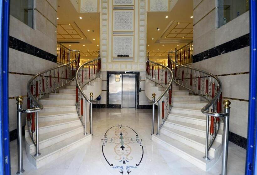 Четырехместный Номер Стандарт, Al Waleed Tower