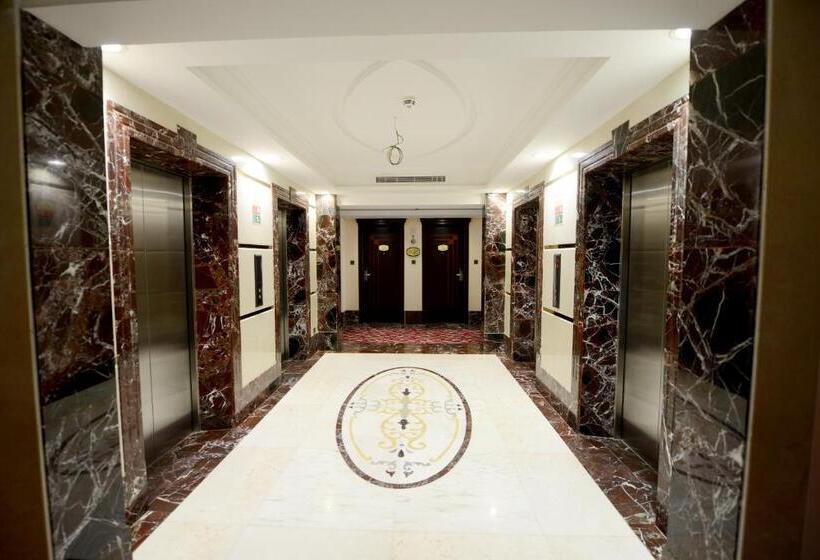 Номер Стандарт Трехместный, Al Waleed Tower
