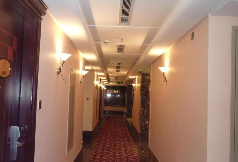 חדר סטנדרט לארבעה, Al Waleed Tower