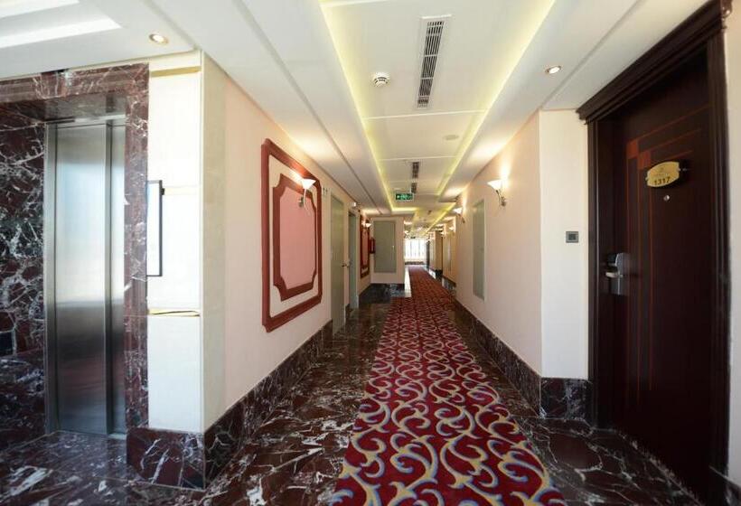 חדר סטנדרט לארבעה, Al Waleed Tower