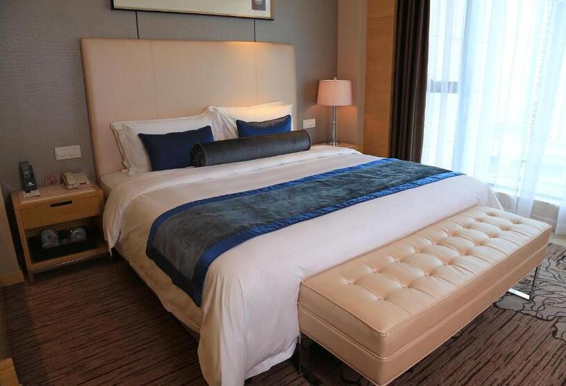 Люкс, Guangzhou Changfeng Gloria Plaza