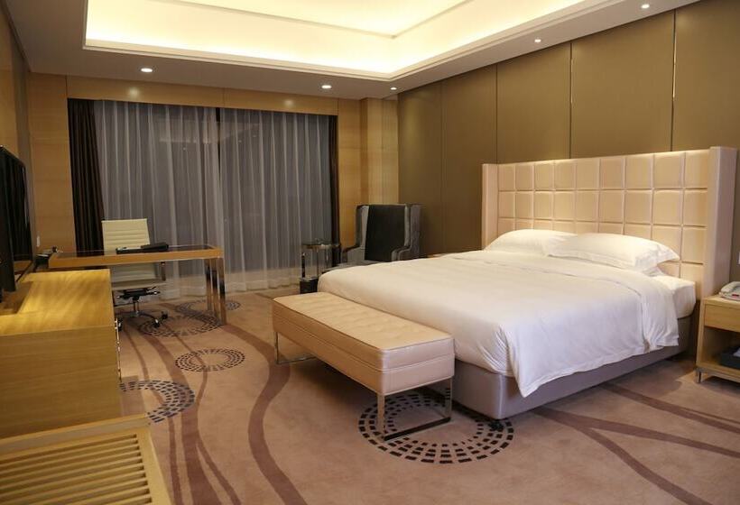 Люкс Повышенной Комфортности, Guangzhou Changfeng Gloria Plaza