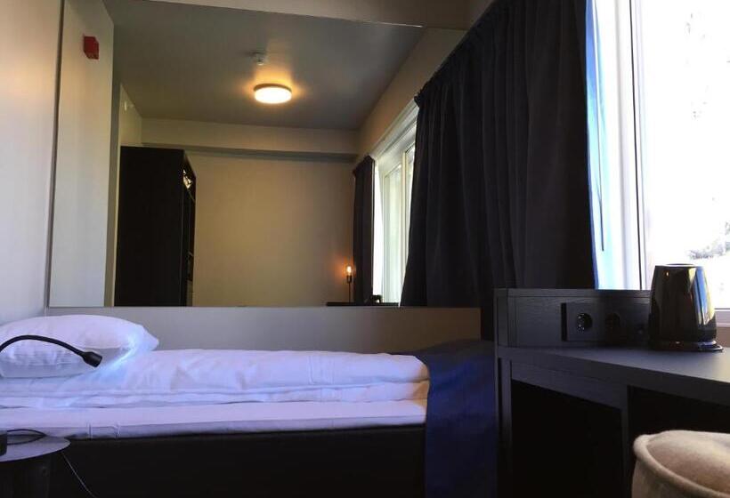 Quarto Estandar Individual, Live Lofoten