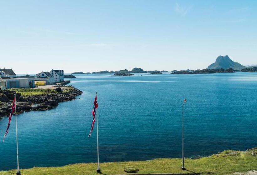 اتاق لوکس با چشم‌انداز دریا, Live Lofoten