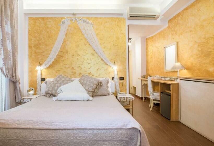 Номер Стандарт, Marina