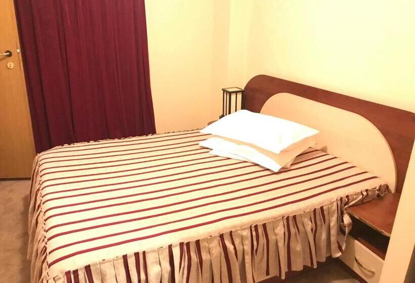 اتاق استاندارد, Palace