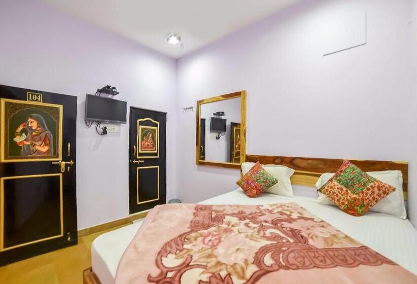 اتاق لوکس, Shanti Home