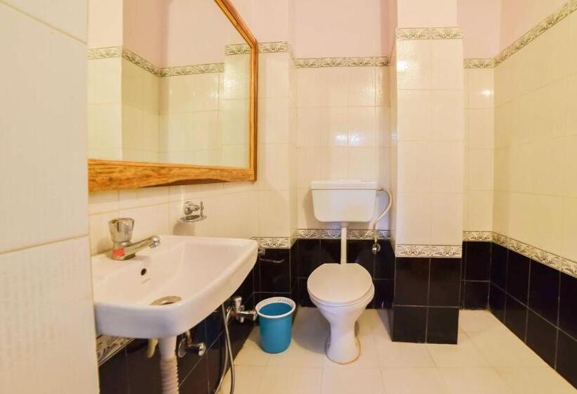 اتاق لوکس, Shanti Home