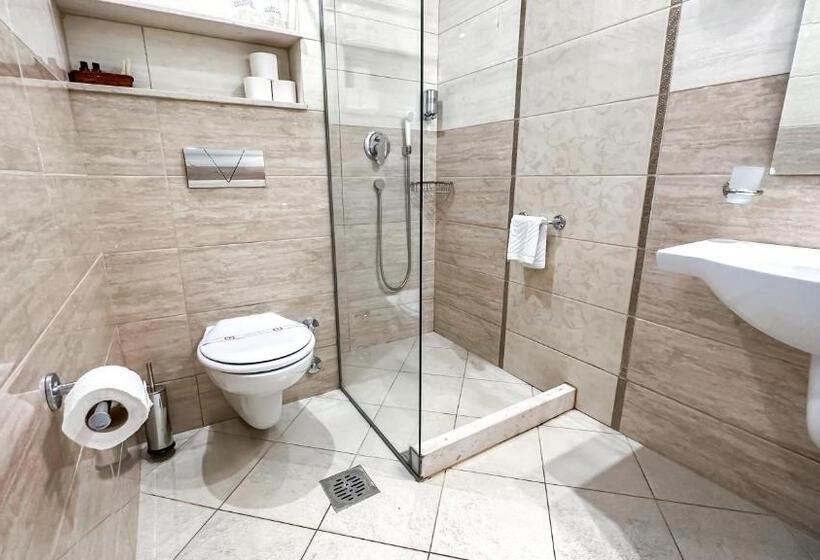 اتاق استاندارد, Slovenska Plaža Lux