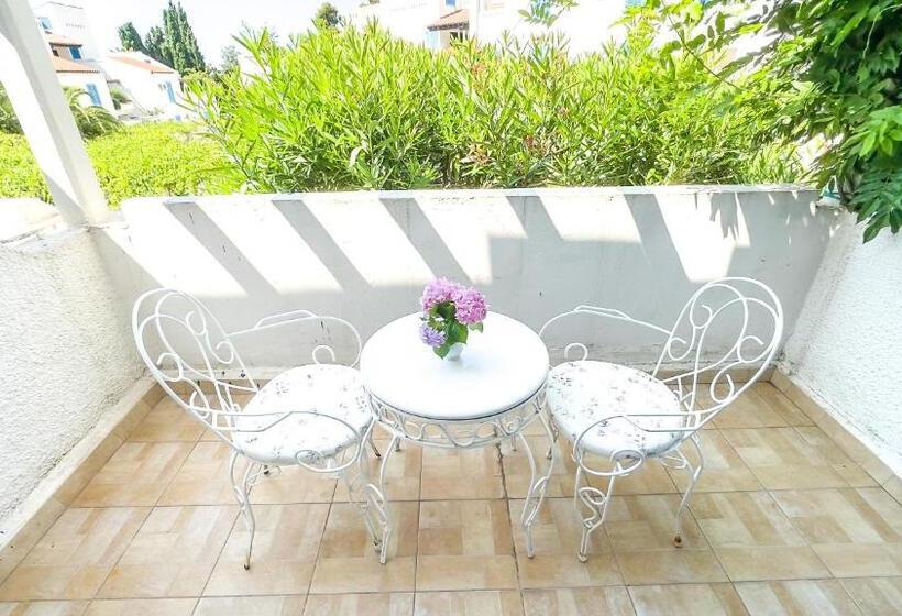 اتاق استاندارد, Slovenska Plaža Lux