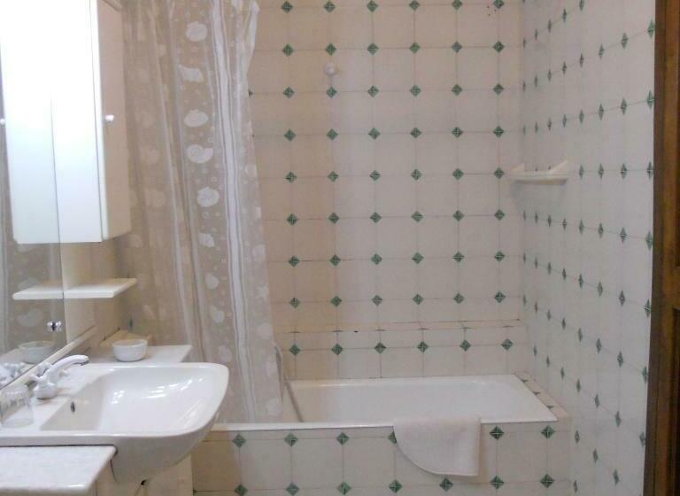 스탠다드 룸, Sweetposeidon