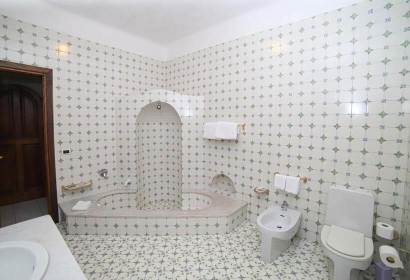 스탠다드 트리플 룸, Sweetposeidon