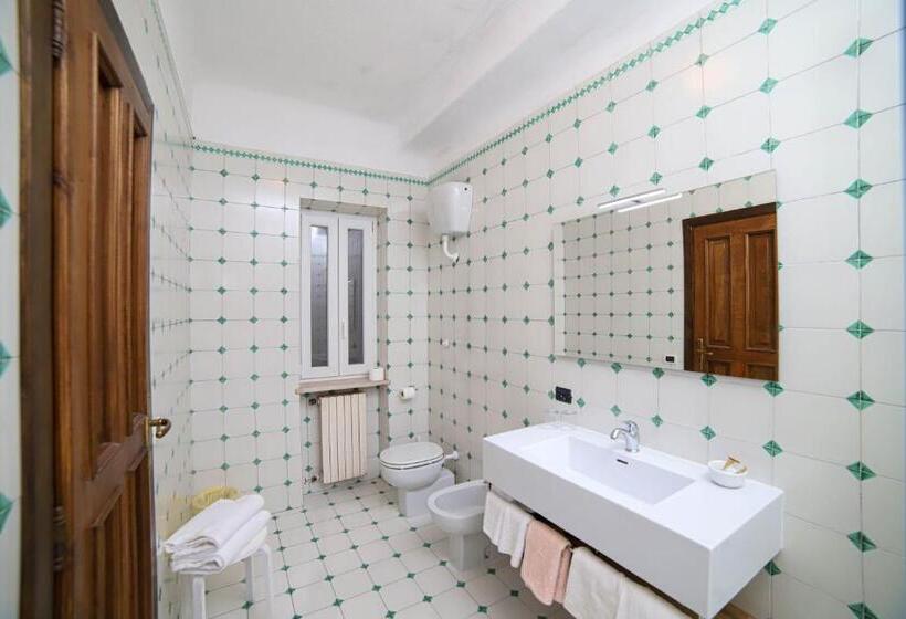 스탠다드 룸, Sweetposeidon