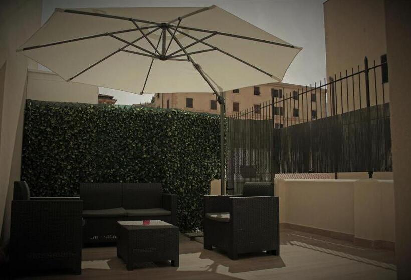 اتاق استاندارد با تراس, Real Rooms