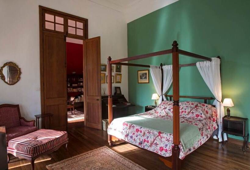 اتاق لوکس, La Demeure Saint Antoine