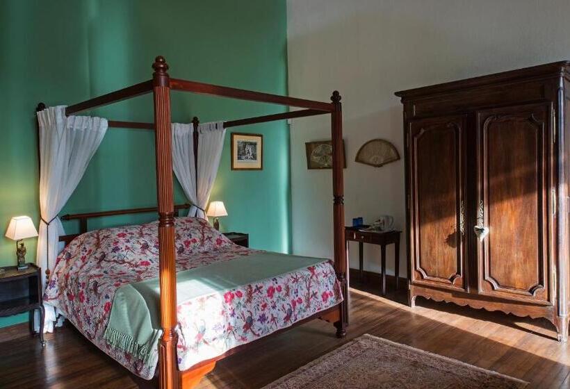 اتاق لوکس, La Demeure Saint Antoine