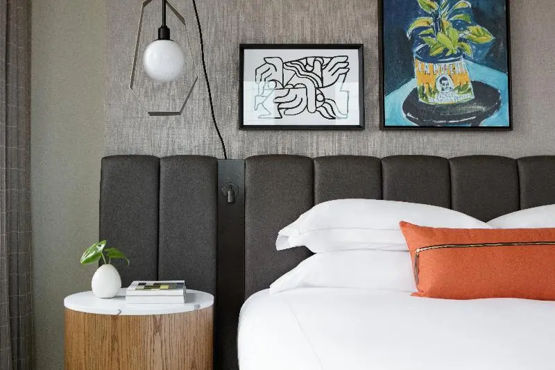 キングサイズベッドのスタンダードルーム, Kimpton Harper Hotel By Ihg