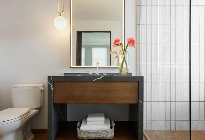 带城市景观的优质房间, Kimpton   Harper Hotel, An Ihg