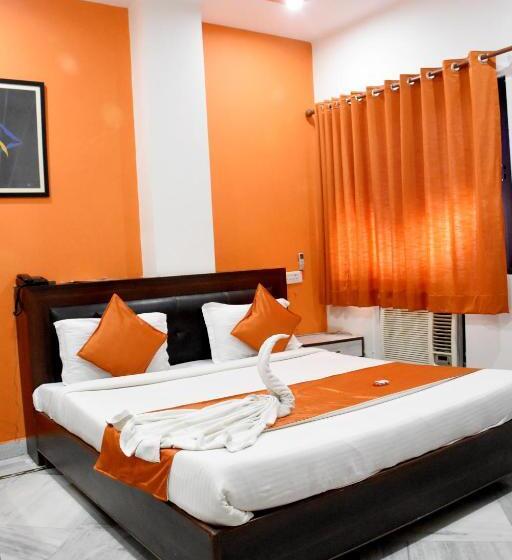 اتاق استاندارد, The Pride