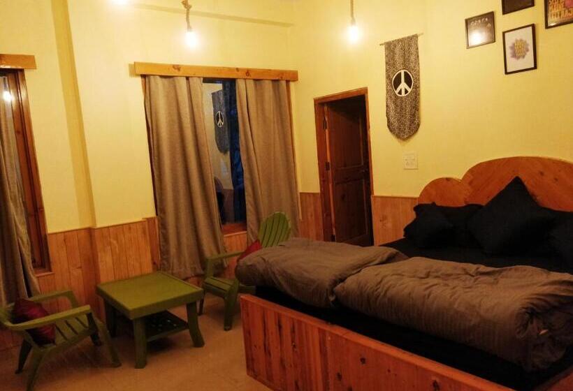 スタンダードルーム, Perkup Hostel