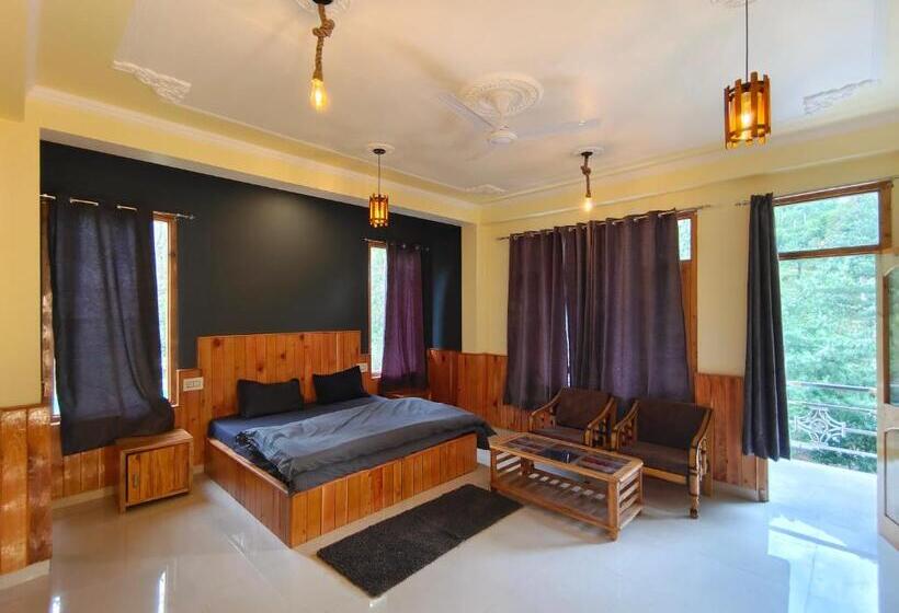 バルコニー付きデラックスルーム, Perkup Hostel