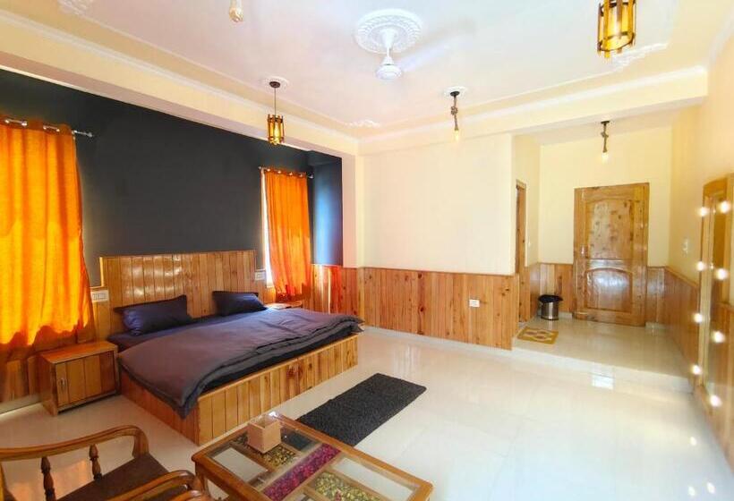 バルコニー付きデラックスルーム, Perkup Hostel