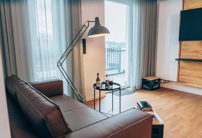 テラス付き１ベッドルームアパートメント, Weekly Boardinghouse