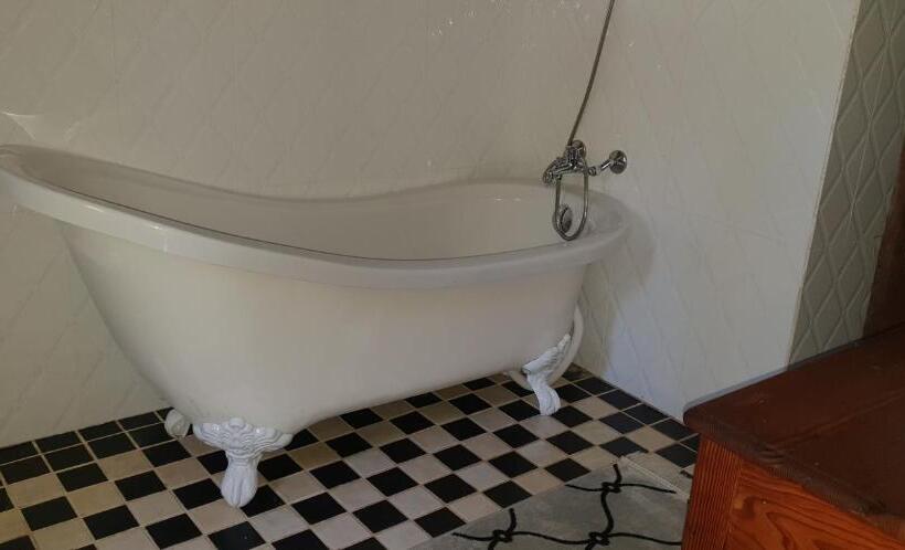 חדר סטנדרט נוף לבריכה, Fountain Villa