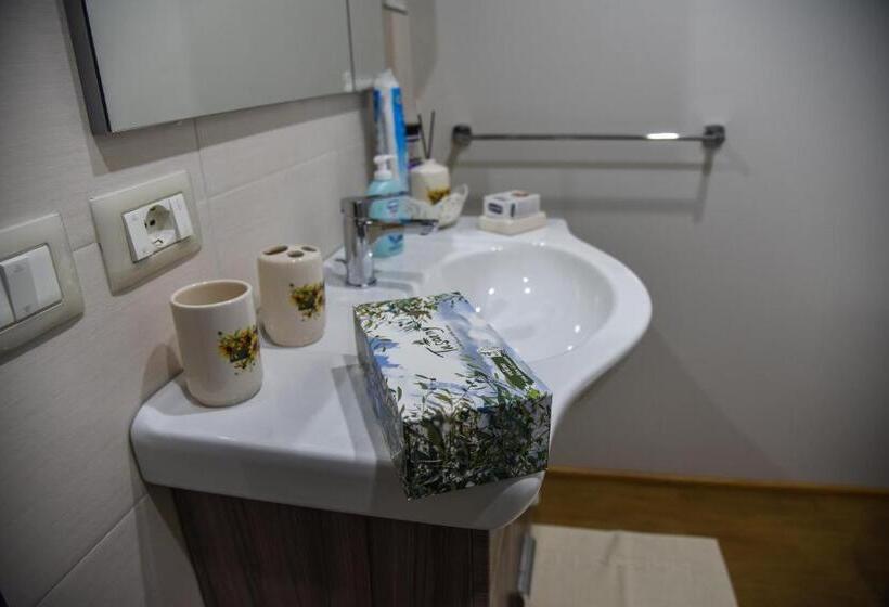 اتاق استاندارد یک نفره, Margherita 2.0