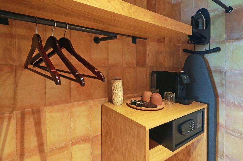 带城市景观的标准间, Albor San Miguel de Allende, Tapestry Collection by Hilton