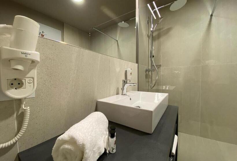 舒适型单人间, Amedia Milan, Trademark Collection By Wyndham