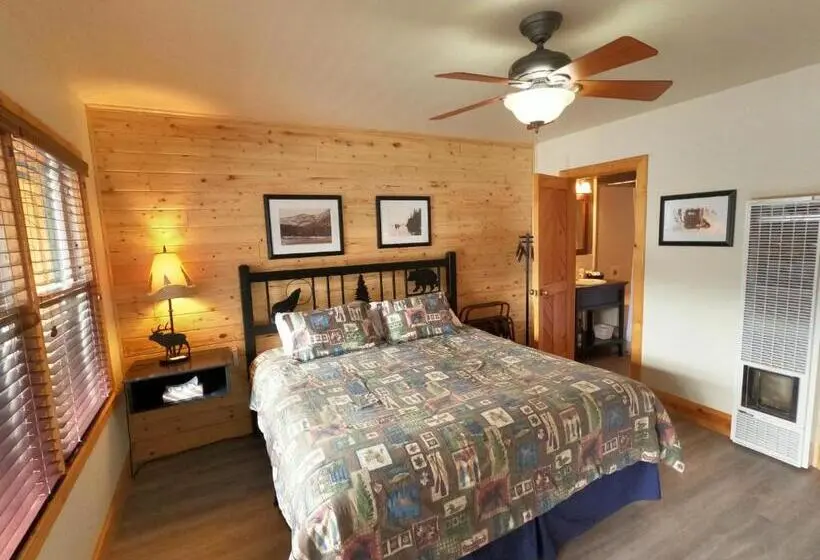 デラックススタジオ, Creekside Lodge