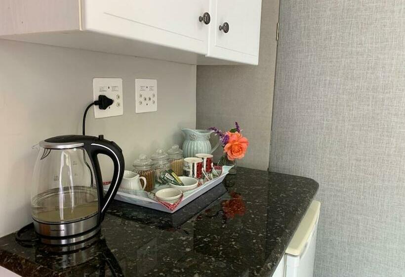 غرفة ديلوكس مزودة بشرفة, Mountain Rose Guesthouse