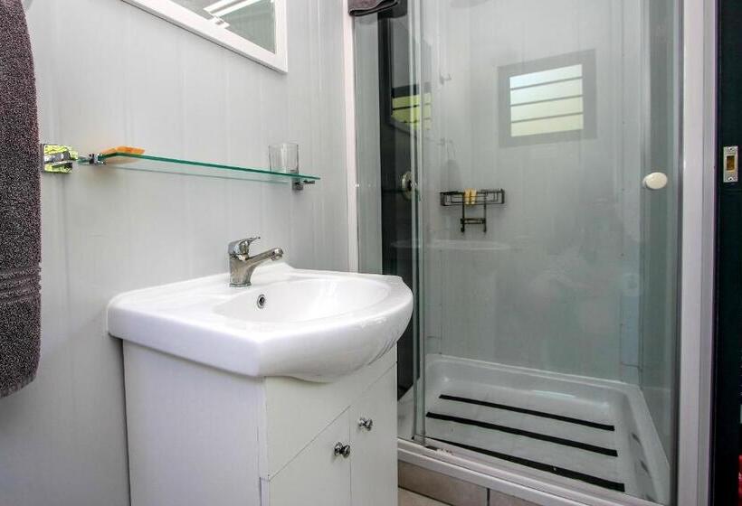 Номер Стандарт, Sleepover Kruger Gate