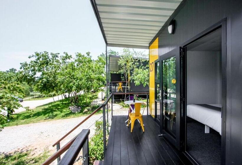 Номер Стандарт, Sleepover Kruger Gate