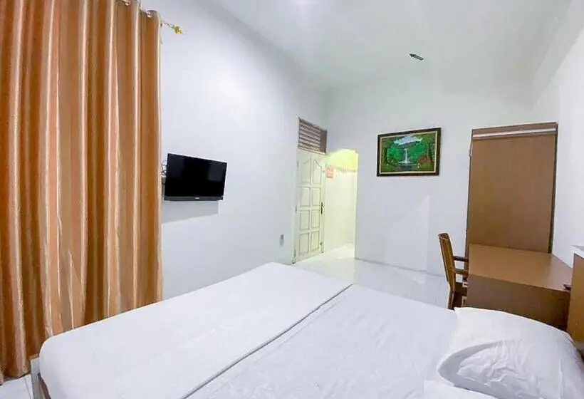 اتاق لوکس, Damigalova Guest House Mitra Reddoorz
