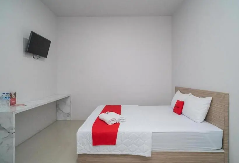 デラックスルーム, Reddoorz Syariah Near Jalan Ahmad Yani Banjarmasin 3