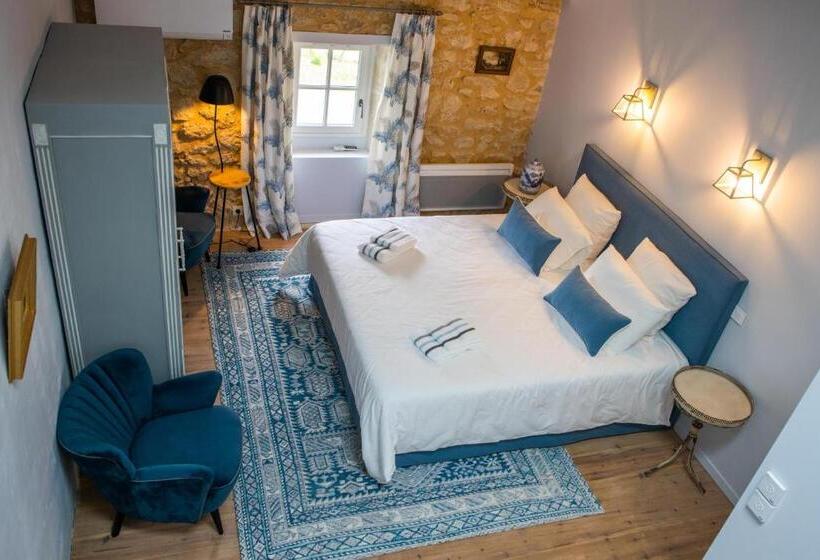 חדר סטנדרט לשלושה, Château Haut Clarise