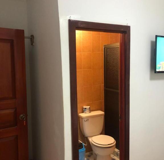 اتاق استاندارد یک نفره, Reff