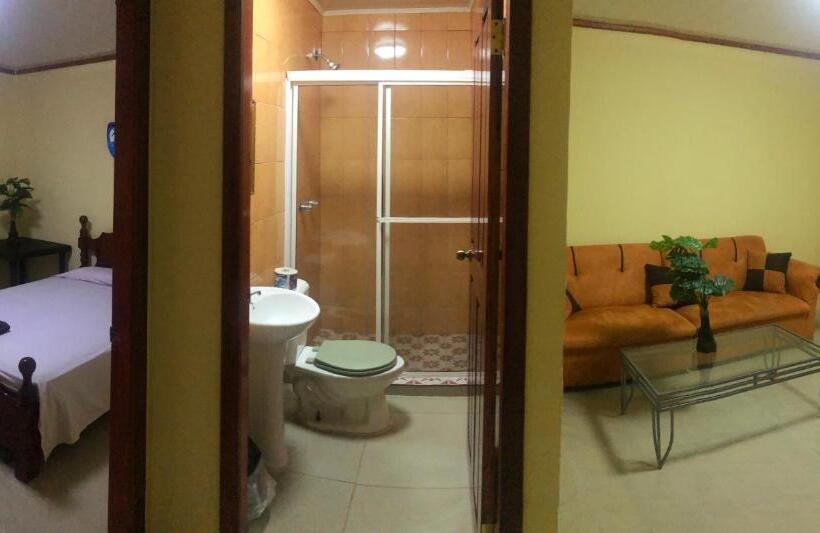 استودیوی استاندارد, Reff