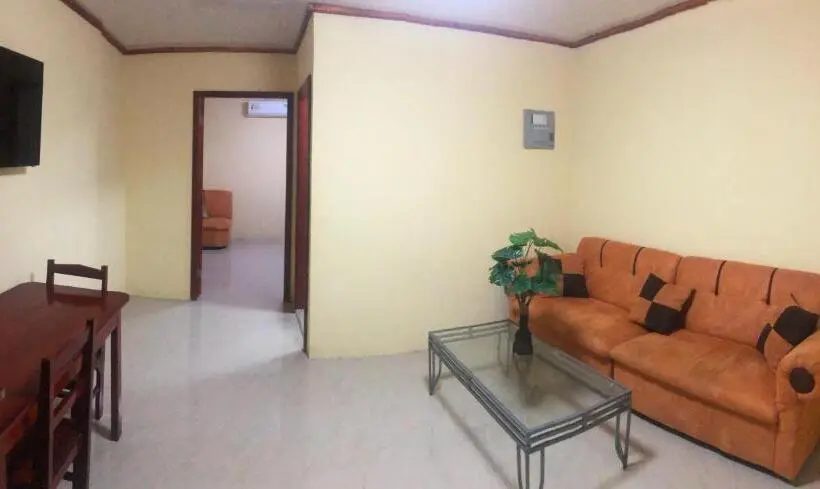 استودیوی استاندارد, Reff