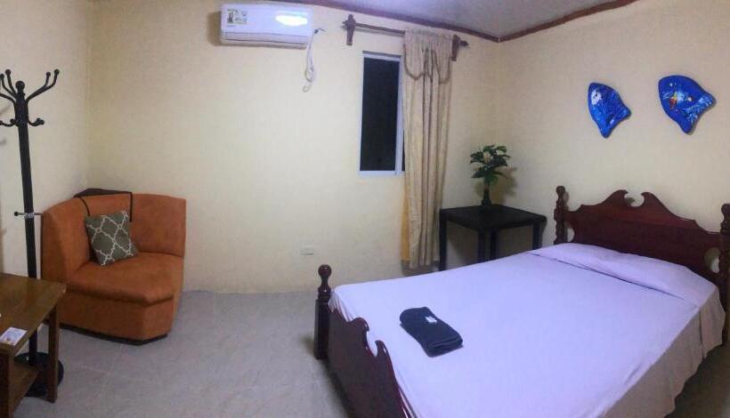 استودیوی استاندارد, Reff