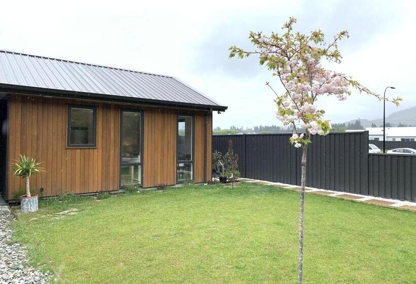 استودیوی استاندارد, Hillside Studio