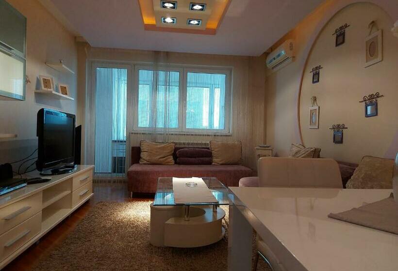 带1个卧室的豪华公寓, Crystal Depandans